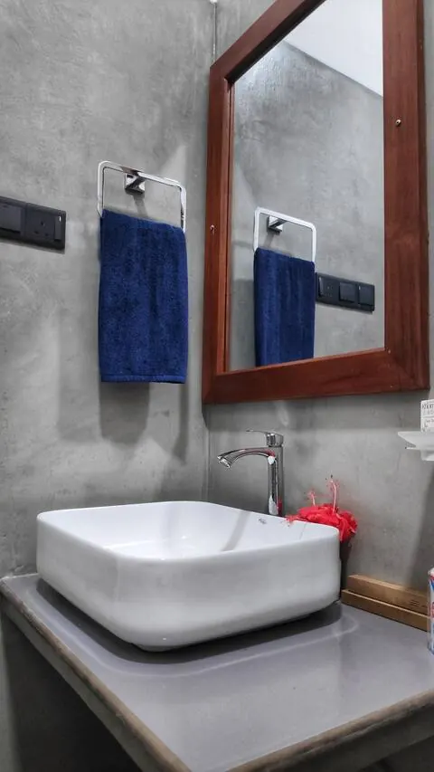 Hey Lala Talalla bathroom